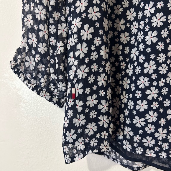 Tommy Hilfiger Floral Blouse - Picture 7 of 7